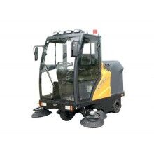 駕駛式電動掃地機(jī)