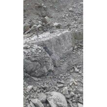 如何挑選一臺好質(zhì)量的劈裂機(jī)