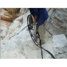 鷹潭市拆除石頭用機載分石機設(shè)備