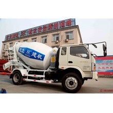 混凝土攪拌運(yùn)輸車4立方，液壓驅(qū)動、風(fēng)冷式散熱器